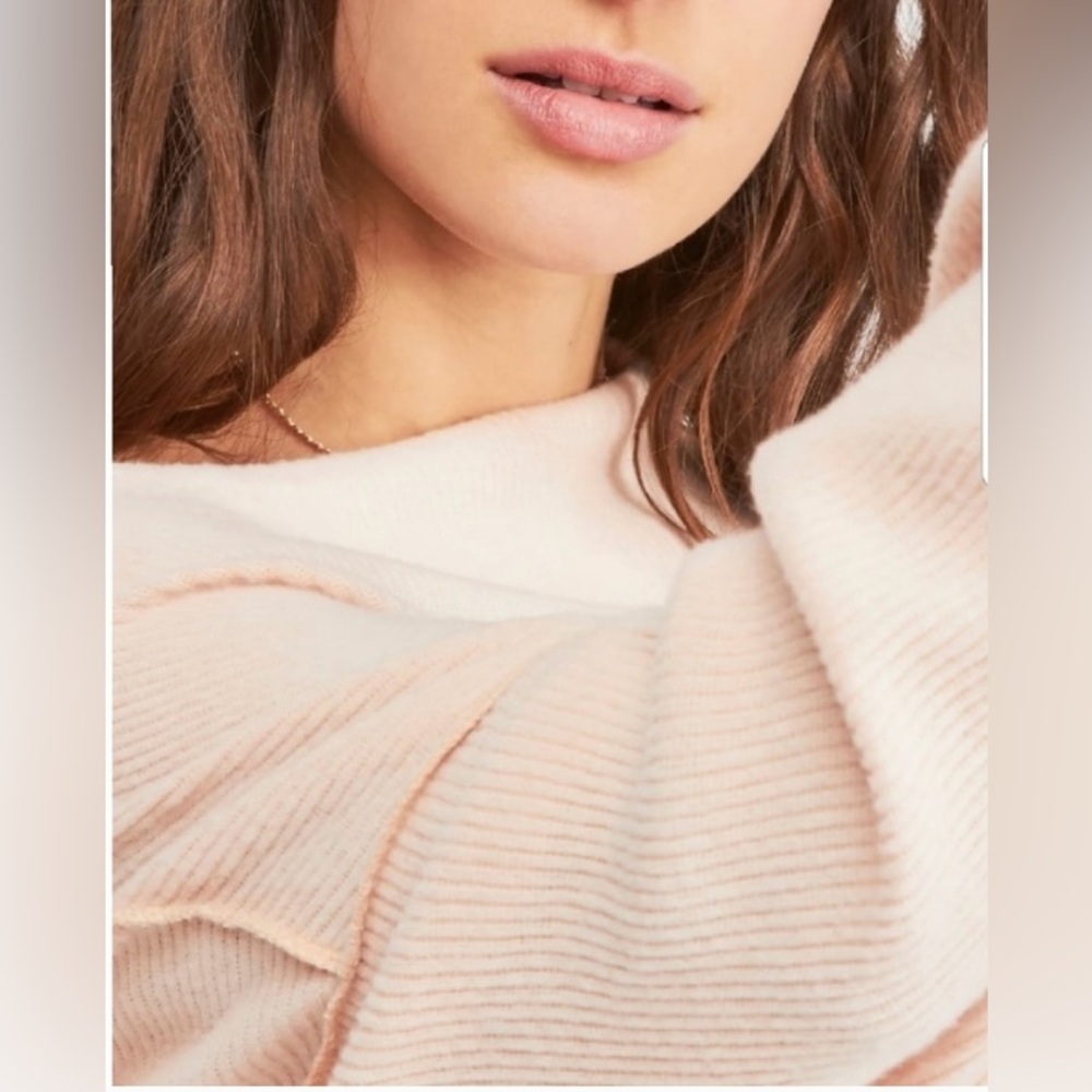 Free People|We The Free Women’s Sz XS‎ Main Squeeze Hacci Off The Shoulder Top - Picture 5 of 15